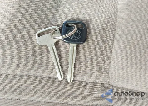 2003 Toyota Tacoma Xtracab из США, поврежденный, VIN 5TEWM72N83Z292470